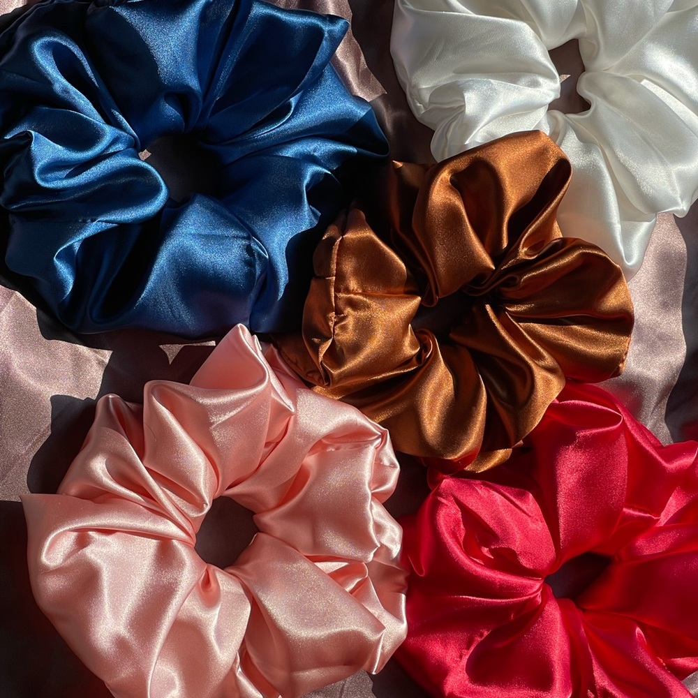 Giant satin scrunchies! XXL
